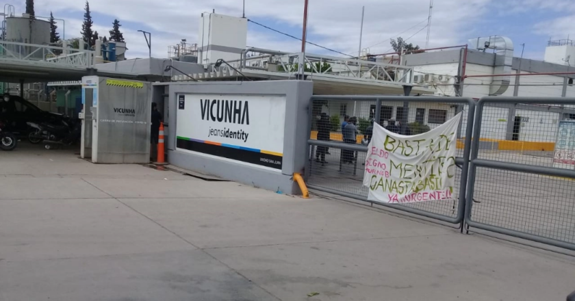 Suspenden a más de 500 trabajadores en una textil de San Juan: Buscan evitar despidos ante la caída de la actividad