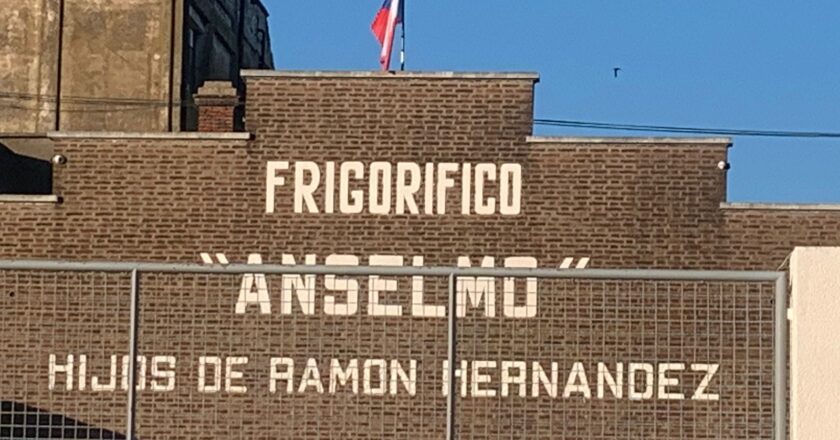 El Frigorífico Anselmo despidió 26 trabajadores en su planta de Tres Arroyos