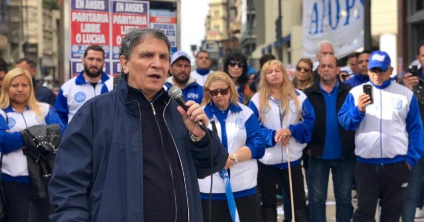 Fabré calificó de «operación» la versión que indicaba que iba a dejar la conducción de APOPS: «No me voy a ir en el peor momento de ANSES»