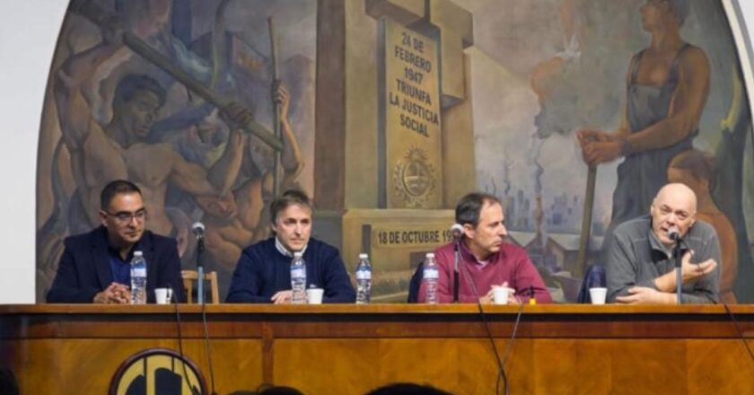 Con una ceremonia en el Vallese, entregaron títulos del Profesorado en Educación Técnica Profesional de AMET Buenos Aires: «Asegura el crecimiento de la educación técnica y sobre todo mejora las prácticas docentes»