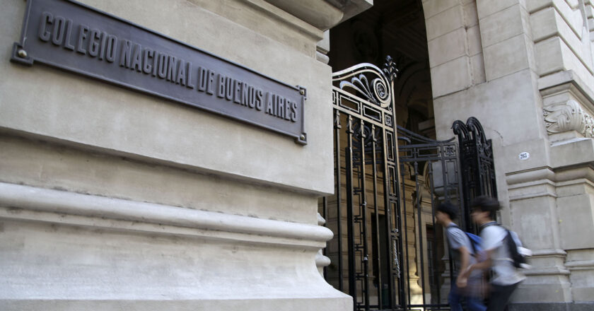 Se terminó la paciencia y los docentes van a un paro total por una semana en el Colegio Nacional de Buenos Aires