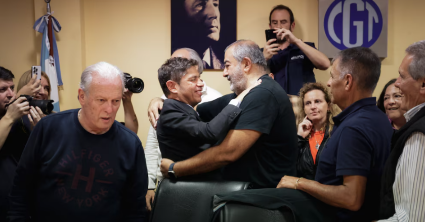 La CGT llevó a su plana mayor a La Plata, respaldó a Kicillof en la interna del PJ y ya explora nombres para las listas
