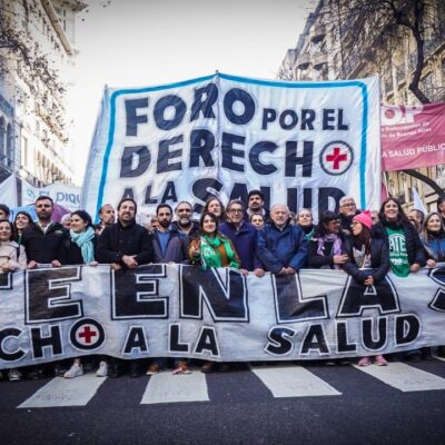 Masiva movilización de las CTA en defensa del Hospital Garrahan y la salud pública