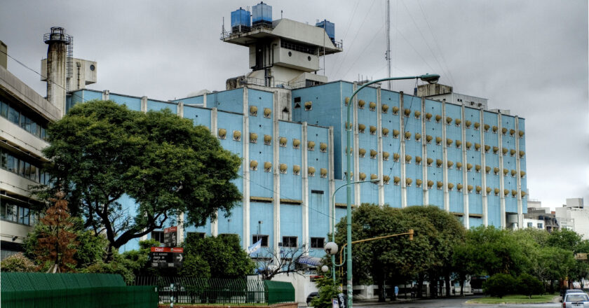 Frente al posible cierre del Hospital Naval, el sindicato de sanidad convoca a un paro de 24 horas
