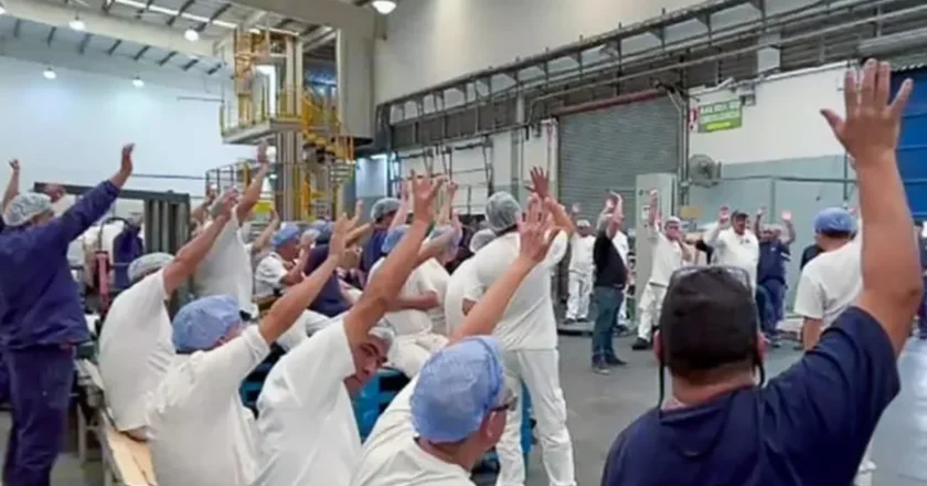 Con asambleas en los tres turnos de producción, trabajadores rechazaron la rebaja salarial que impulsa Molinos Río de la Plata