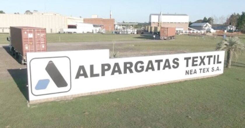 Alpargatas en crisis: parate productivo en Corrientes y 400 empleos directos en riesgo