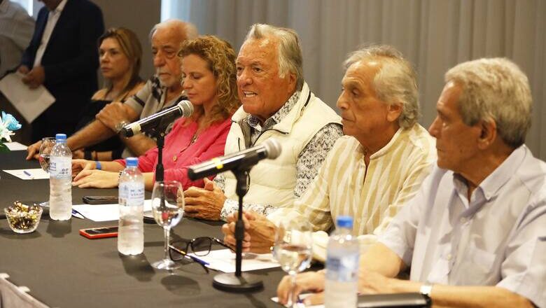 Barrionuevo avisó que va por el fin del triunvirato en la CGT:  “Vamos a buscar en la CGT un nuevo dirigente que sea uno, no tres. Con uno va a alcanzar»