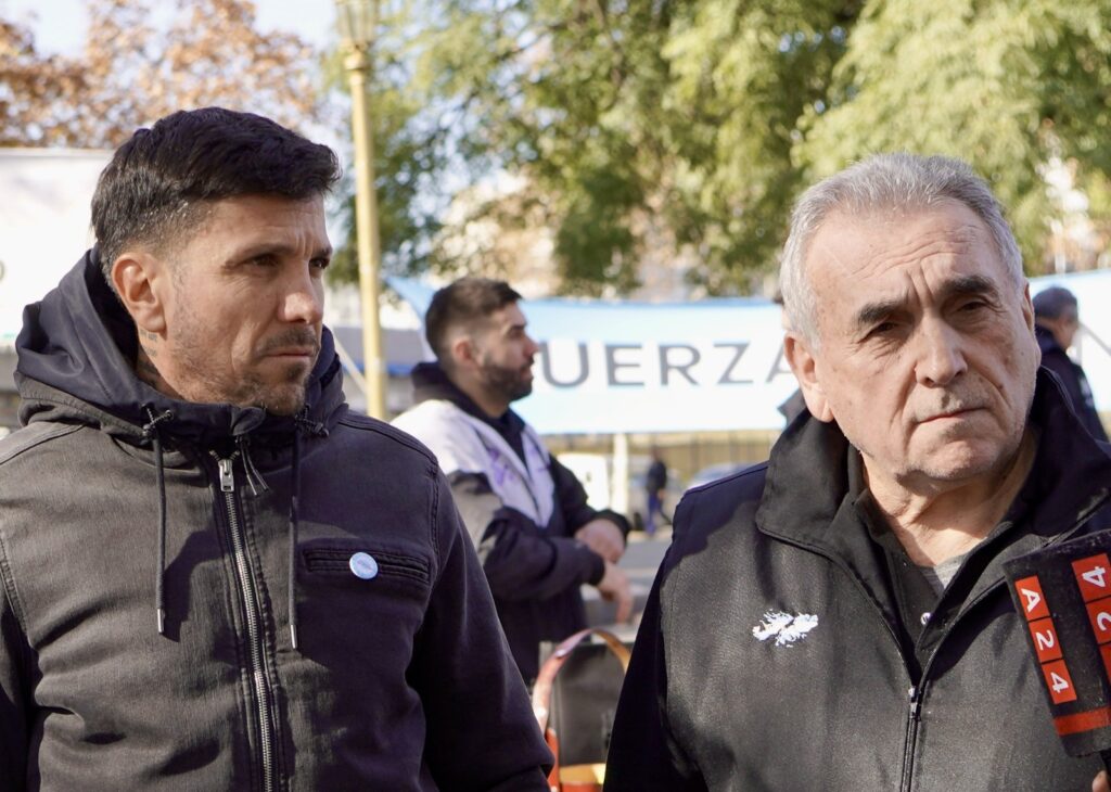Con masiva presencia, la CATT realizó más de 30 ollas populares solidarias en Constitución: "Milei representa la imposición de la barbarie económica"