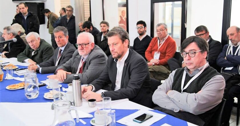 Rectores advierten que «está en juego el funcionamiento»de las universidades por la renuncia de unos diez mil docentes ante los bajos salarios