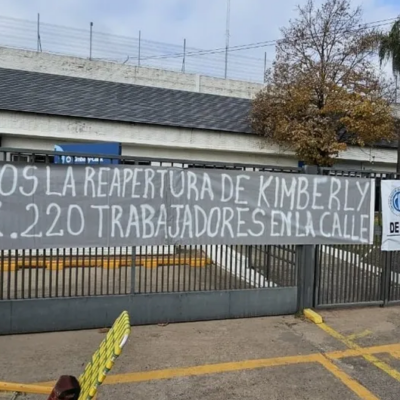 En medio de una aguda crisis en el sector industrial con pérdidas masivas de empleos,  el sindicato de papeleros lanza paros de 48 y 72 horas