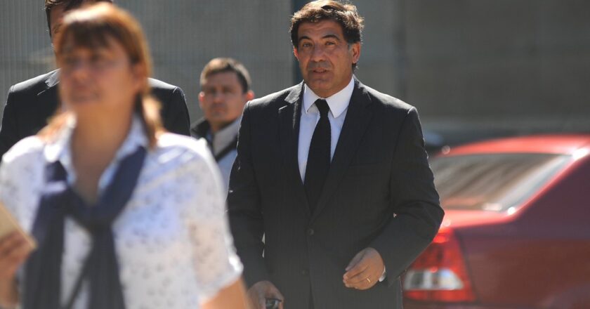 Con un oficialismo debilitado por el fallecimiento de Sueiro, la oposición divida y la apuesta a un pleno del renacido Echegaray, quedó oficializado el mapa electoral del gremio de la Aduana