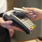 La morosidad familiar trepó al 12% en bancos y al 31,5% en fintechs durante abril, según una consultora