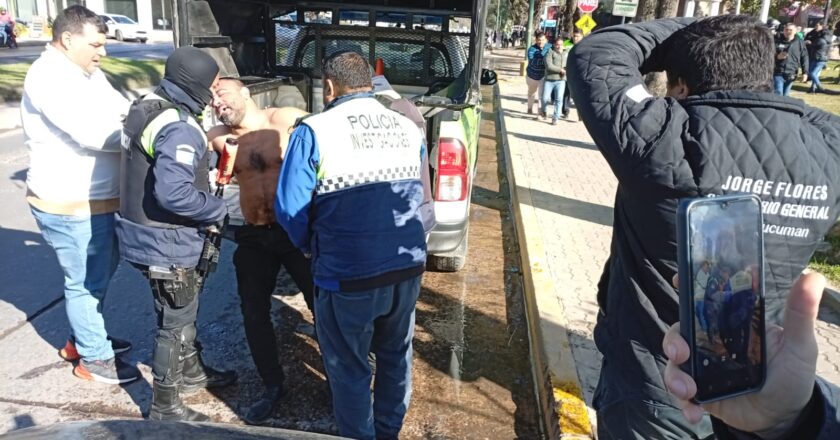 Tucumán: Represión y detenciones durante una protesta de ATE en Yerba Buena en la que reclamaban ropa de trabajo y elementos de seguridad