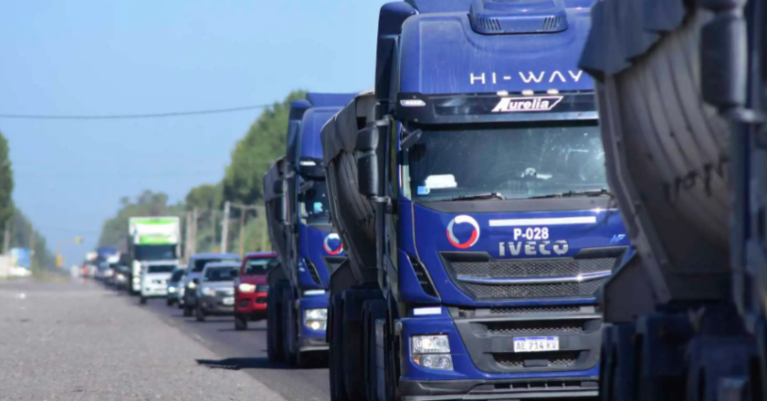 Antes de renunciar, un juez suspendió artículos de la reforma laboral que afectaban al Sindicato de Camioneros