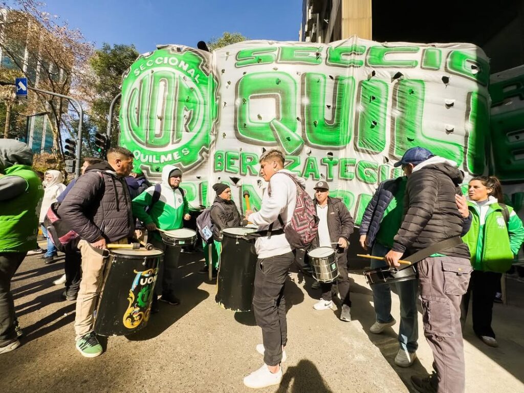 Tras meses de pulsear, la UOM le torció el brazo a los libertarios y el gobierno homologó la paritaria metalúrgica que supera el cepo de Caputo