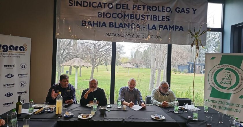 Sindicatos de Bahía Blanca conforman frente intersindical contra la precarización en los puertos