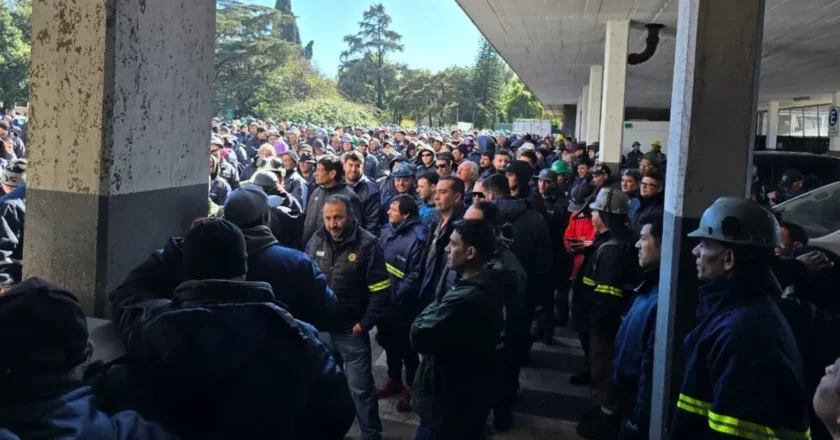 Ahora Paolo Rocca amenaza con cerrar Ternium para obligar a la UOM a levantar los paros: «El problema es económico, porque la mayoría de los salarios son de hambre»