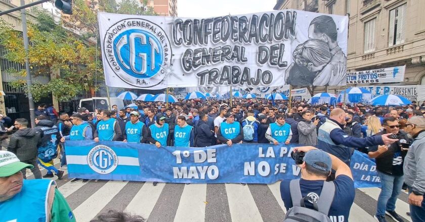 Revelan que la SIDE de Milei redactó informes sobre la CGT, las CTA, el gremio del Neumático y la Bancaria, entre otras organizaciones