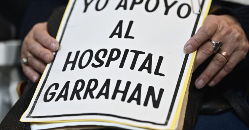 Profesionales del Garrahan celebraron la media sanción de la Emergencia Pediátrica y advierten: «Si hay veto, la CGT tiene que llamar a parar»