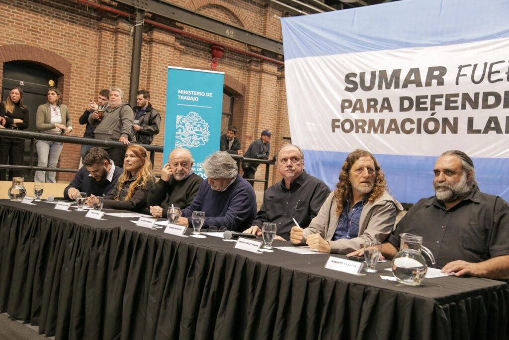 Con miras a octubre, los candidatos sindicales dieron fuertes discursos políticos contra el Gobierno nacional en el cierre de la exposición de los centros de formación profesional bonaerenses