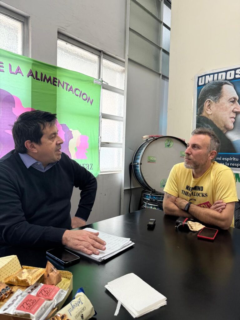 Sergio Escalante: "Venimos planteando dos posiciones paralelas la gremial y la política, porque no hay solución gremial sin solución política"