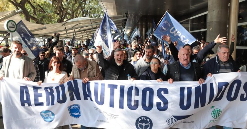 ATE lanza asambleas para este lunes en los 21 aeropuertos del país y responsabiliza al Gobierno por posibles demoras en los vuelos
