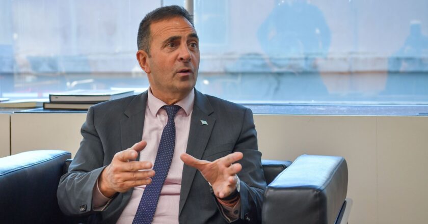 Se desvirtuó completamente su finalidad y ya se necesitan al menos cuatro salarios mínimos para no ser pobre: «Una situación incluso peor que la de 2001»