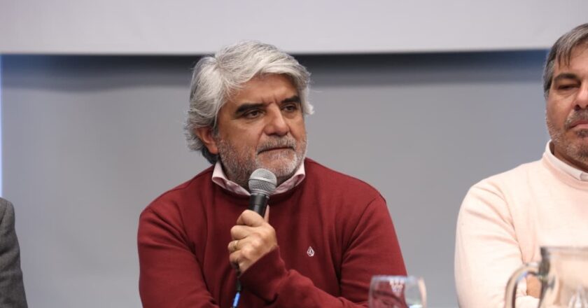 Walter Correa: «La desindustrialización no es un fenómeno natural; es una política deliberada que busca destruir el aparato productivo nacional»