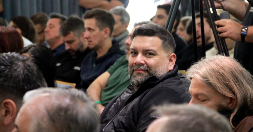Para que no hagan los comicios, denuncian que Frutos mandó una patota armada a romper las elecciones en el Sindicato de Panaderos