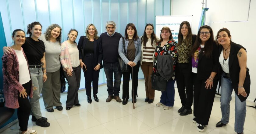 La Provincia de Buenos Aires presentó un protocolo marco que establece lineamientos para prevenir y abordar situaciones de acoso y violencia laboral en el sector público