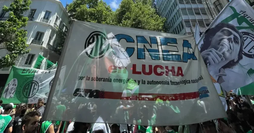 Con diferentes protestas en todo el país, trabajadores de la Comisión Nacional de Energía Atómica «repudiaron» la posible privatización de las centrales nucleares