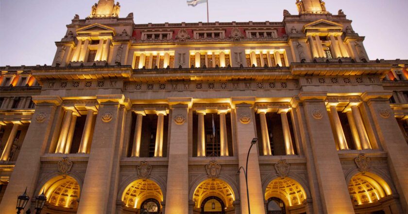 La Corte espera la definición electoral para fallar en las causas más sensibles en materia laboral que involucran al Gobierno Libertario