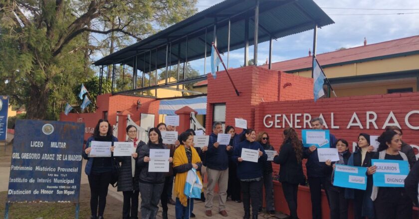 ATE repudió un memorándum que restringe el derecho a huelga de los docentes civiles en Liceos Militares