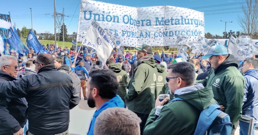 La UOM San Nicolás denunció a Ternium y a las contratistas tercerizadas por impedir el ingreso de delegados y aplicar descuentos salariales
