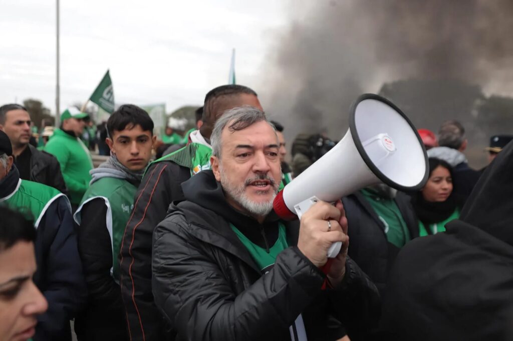 En defensa de la soberanía, ATE llamó a bloquear la eventual llegada de Milei a la Patagonia: "Su Gobierno es el que más daño hizo en menor cantidad de tiempo"