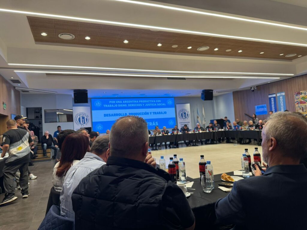 Con la discusión sobre la renovación de autoridades empantanada, un conjunto de gremios propone prorrogar por 6 meses los mandatos en la CGT para abrir un compás de negociación