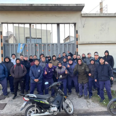 Acerías Berisso: Delegados denuncian un intento de reactivación sin pagar los seis meses de salarios adeudados