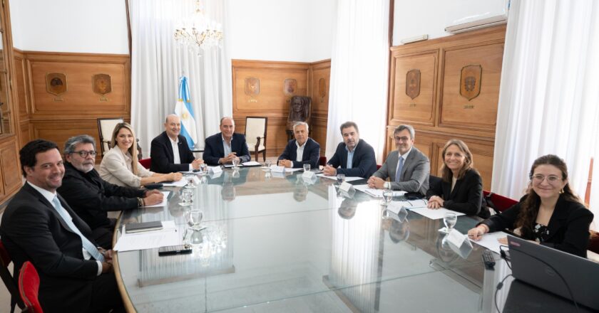 Gerardo Martínez participó de una nueva reunión del Consejo de Mayo y reavivó el debate en la CGT por la integración en el espacio que promueve las reformas impulsadas por los libertarios