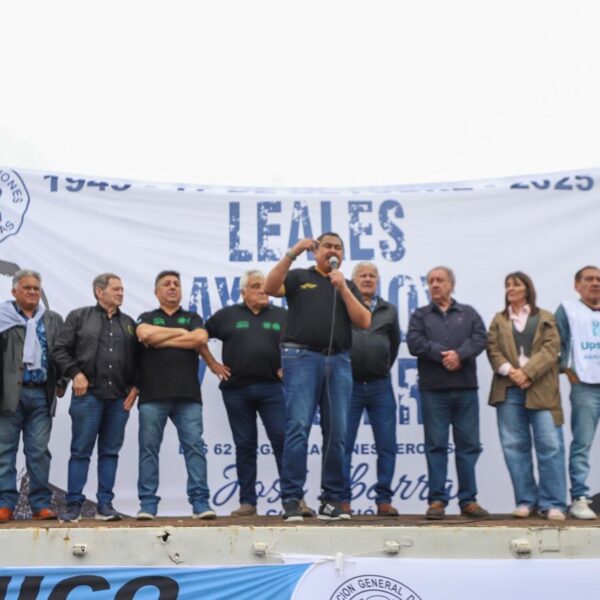 Las 62 Organizaciones Peronistas celebraron el Día de la Lealtad con llamados a la unidad y al liderazgo colectivo