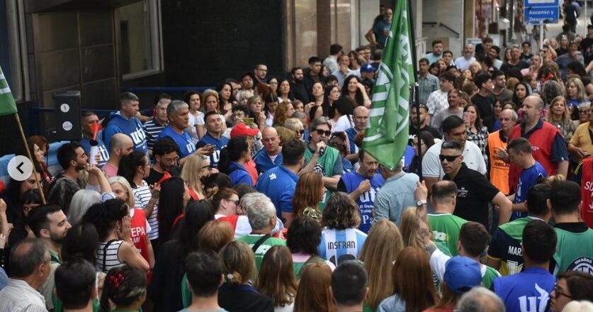 ATE denuncia que los trabajadores de PAMI ya perdieron 60% de poder de compra y lanza un cese de tareas con movilización a Desregulación
