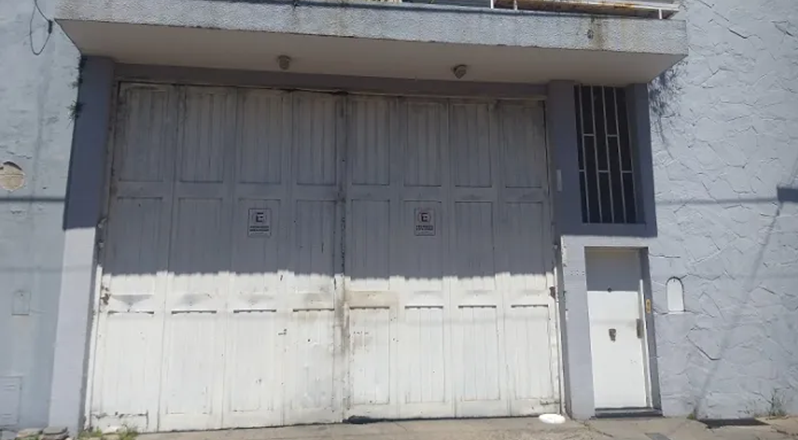 Cerró sorpresivamente una empresa de transportes, dejó 12 empleados en la calle y Camioneros explora la posibilidad de reubicarlos