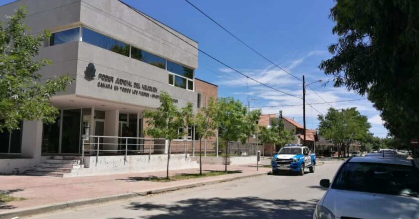 Le redujeron el sueldo, se consideró despedido y la Justicia confirmó que deberán indemnizarlo con una suma millonaria