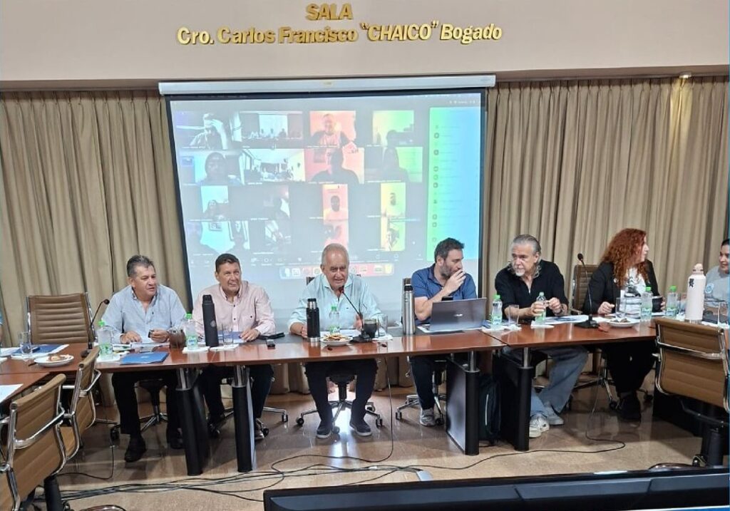 No docentes de universidades anunciaron que también denunciarán penalmente a Milei si no aplica el Financiamiento Universitario
