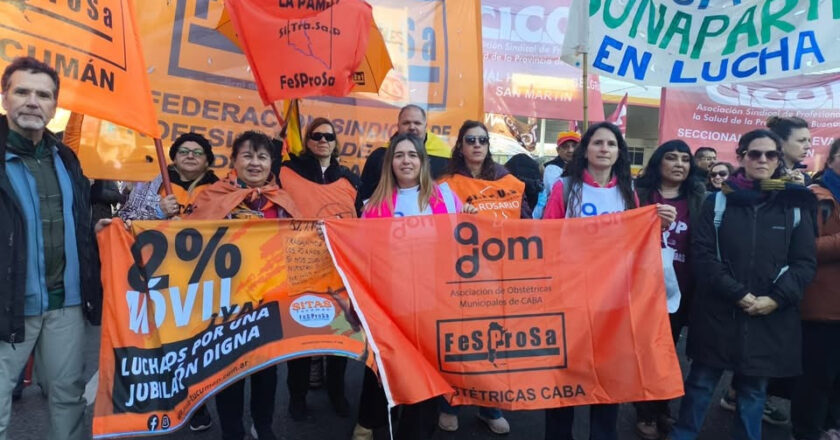 El Cabildo Abierto por la Salud convocó a una caravana a la Quinta de Olivos en defensa de la salud, la educación y las personas con discapacidad