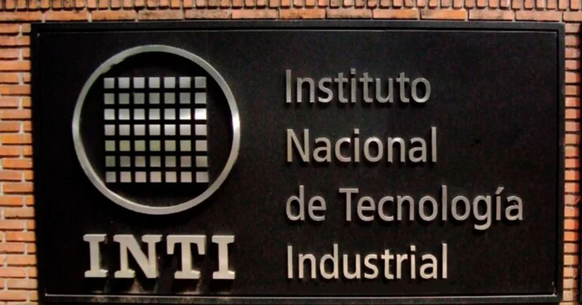 Siguen los escándalos en el INTI, entre una firma adulterada y una renuncia que se cambió por un retiro voluntario multimillonario en la era Milei 