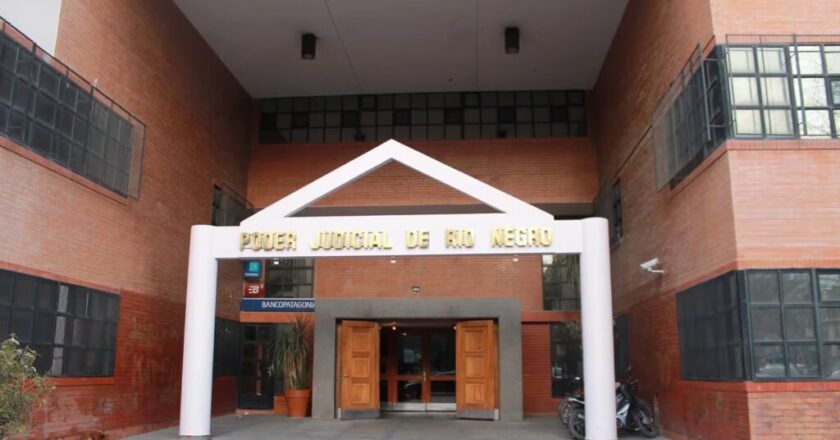 La Justicia le ordenó a una ART pagar una indemnización a una empleada de un supermercado por una enfermedad laboral