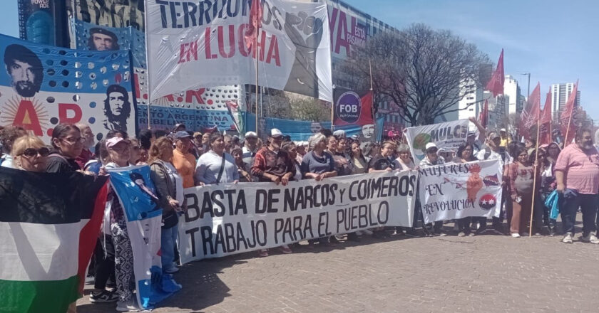 Organizaciones sociales movilizaron al obelisco para denunciar un avance del control narco en los barrios populares