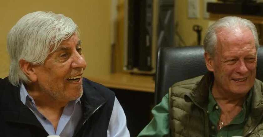 Tras el escrache, se levantan las comisiones internas de Camioneros para defender a «Feucho» Aparicio y por primera vez en décadas se le plantan a Hugo Moyano