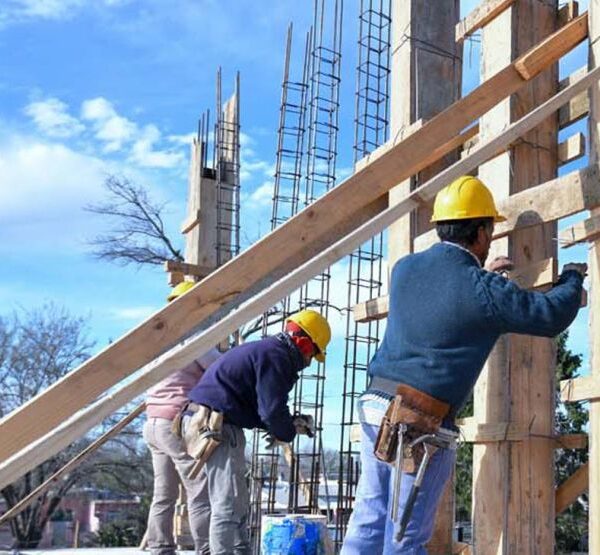 UOCRA cerró el segundo tramo paritario 2026: aumentos de hasta 6,1% y sumas fijas de hasta $72.900
