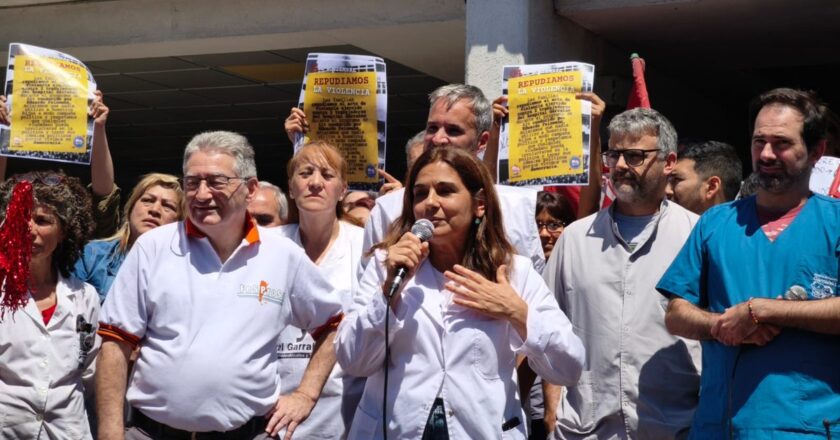 Tras haber conseguido el 61% de aumento, el Gobierno denunció a trabajadores del Garrahan y los acusa de «coacción, resistencia a la autoridad y usurpación»